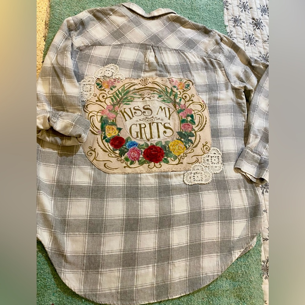 a new day Gray Plaid Button Down Shirt with Floral Design, “Kiss my Grits”